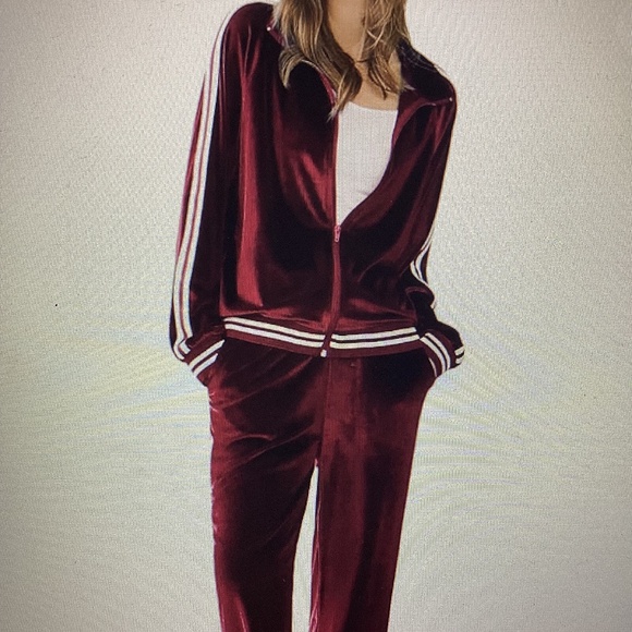 Ekouaer Pants - 2 PC-VELVET VELOR TRACKSUIT ( Size: XL) ( Color: Wine Red) ( PREOWNED)